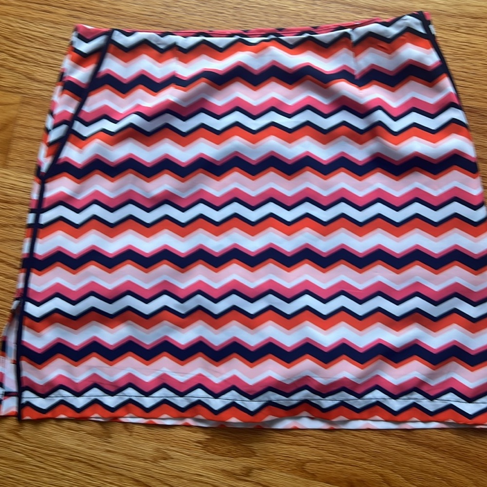Golftini Size 4 Chevron Patterned Skort - Pink An… - image 2